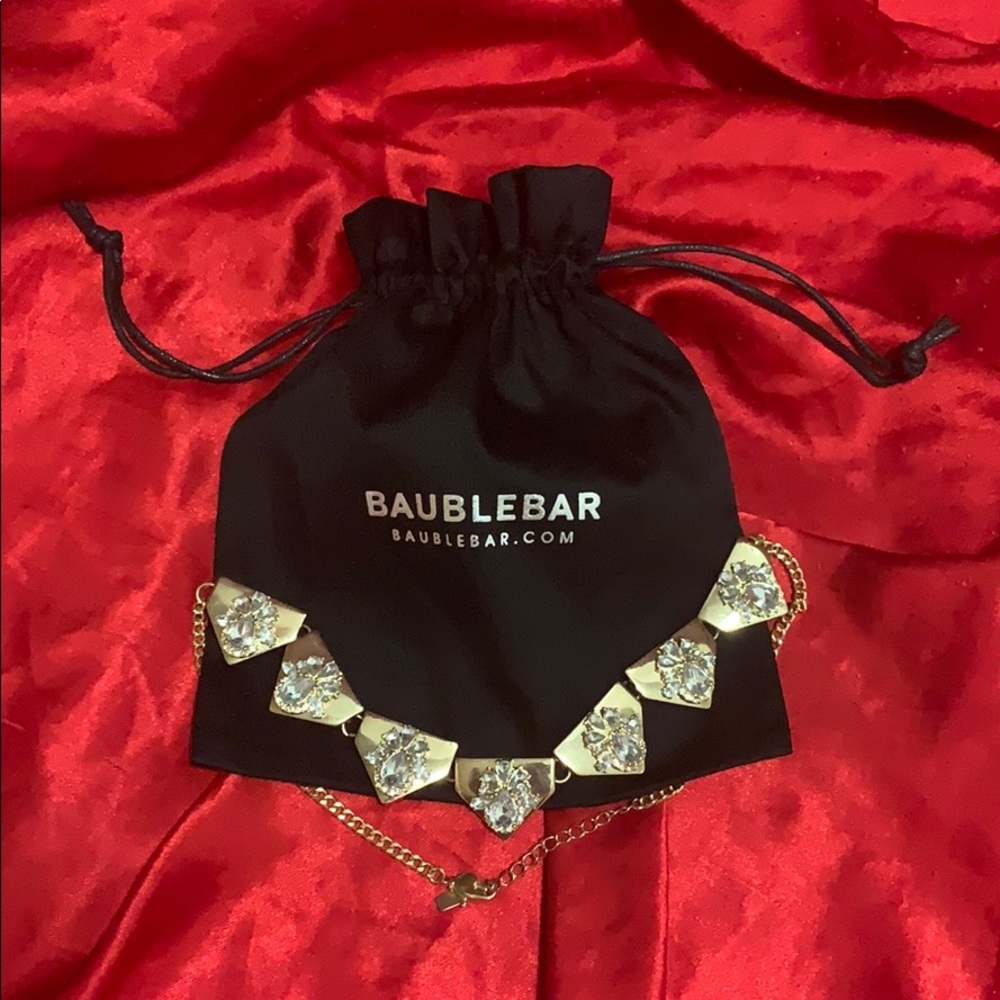Bauble Bar statement necklace